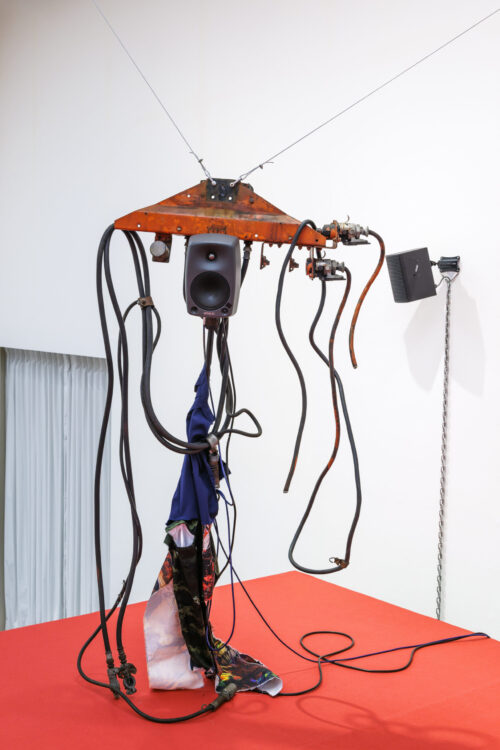 Tanat Teeradakorn, FIGURATIVE POLE #2 WHERE IS OUR MIND?, 2023