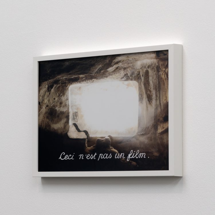 Chulayarnnon Siriphol, Ceci n'est pas un film (นี่ไม่ใช่ภาพยนตร์), 2019